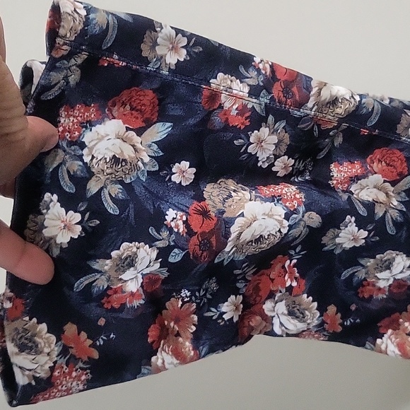 SHEIN Floral Velvet OTK Boots - Picture 5 of 10